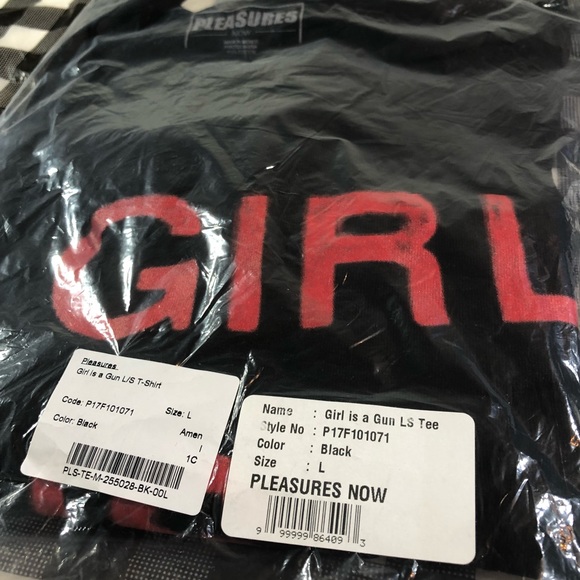 Pleasures Now A Girl Is A Gun Long Sleeves Black - Picture 3 of 4